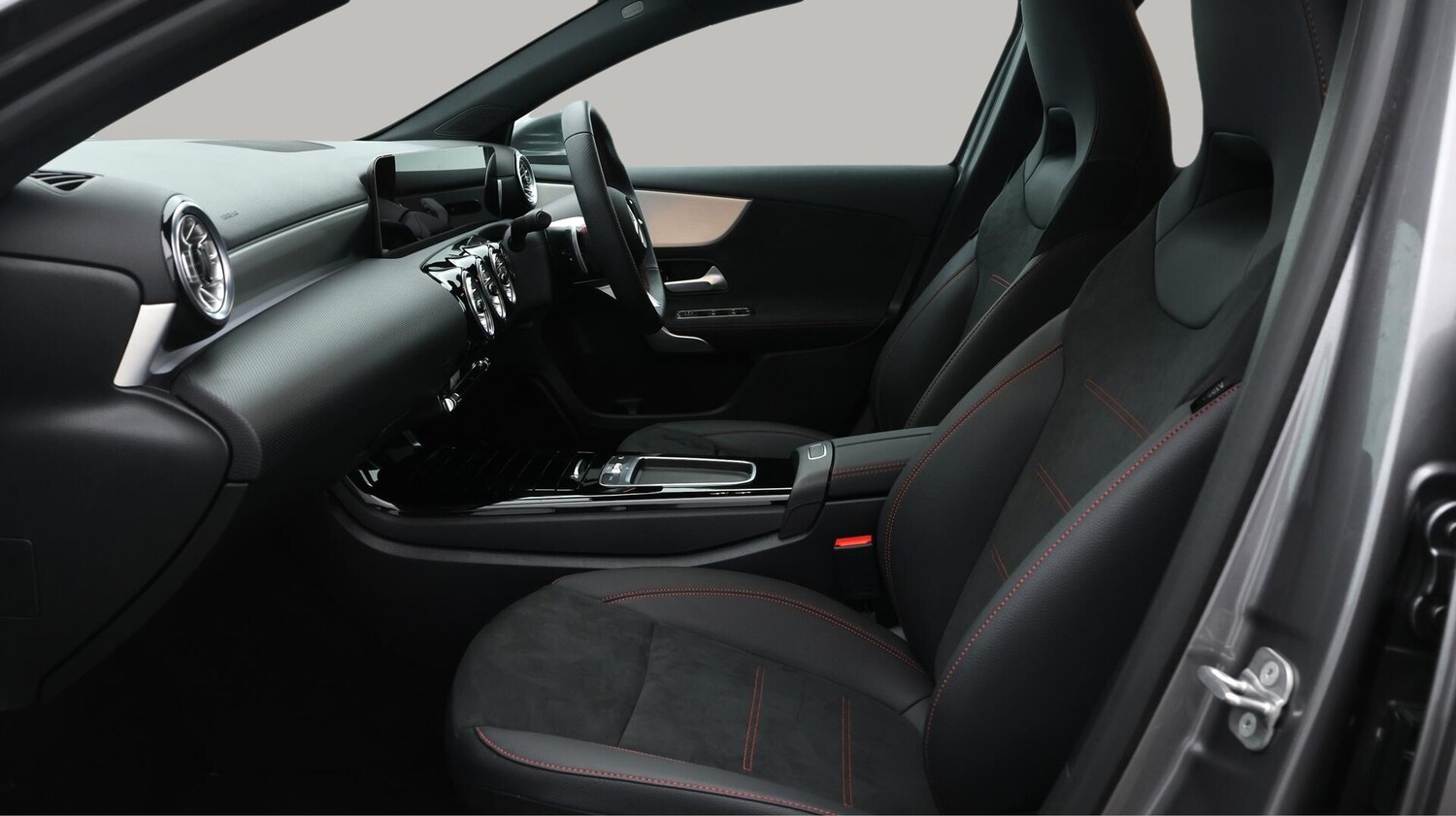 Used Mercedes-Benz A-Class 2024 for sale - 76573344: Photo 15