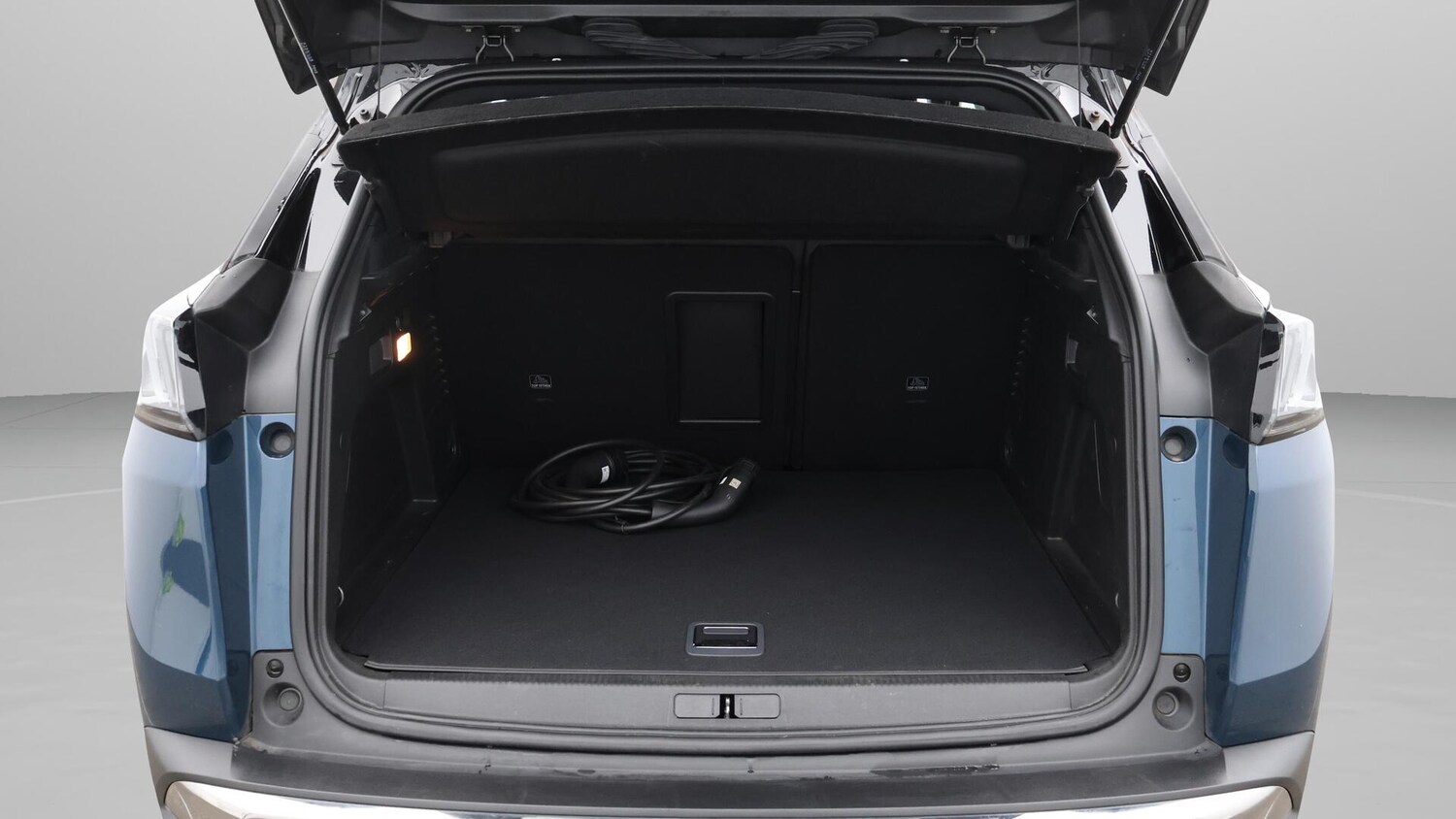 Used Peugeot 3008 2023 for sale - 76671614: Photo 18