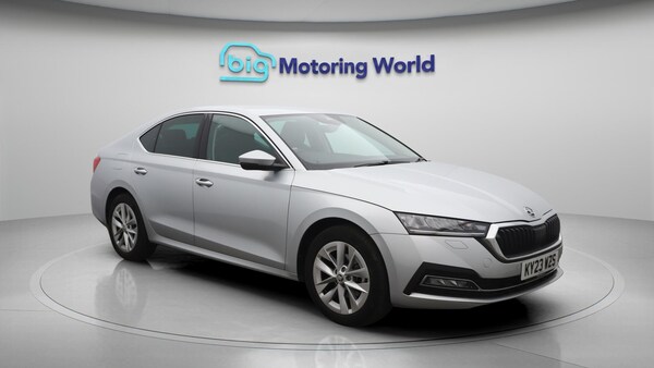 Used Skoda Octavia 2023 for sale - 76327016: Photo 2
