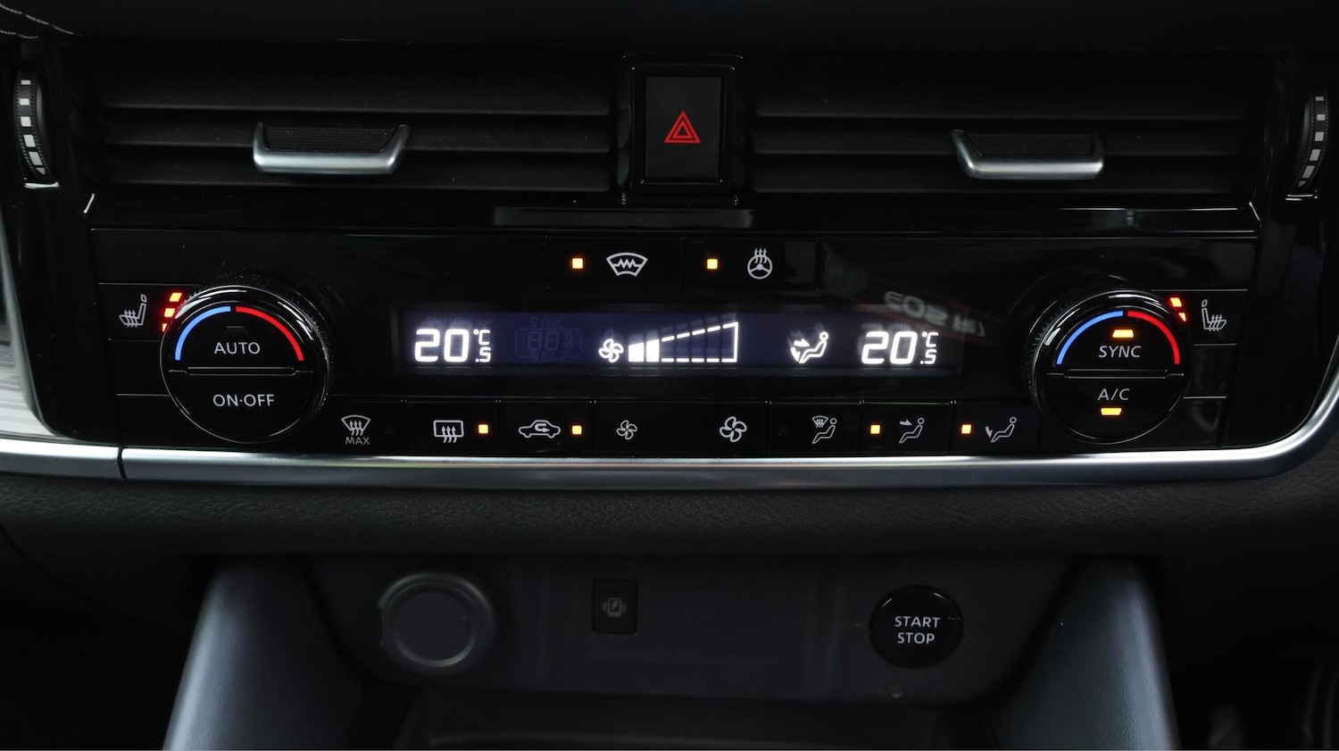Used Nissan Qashqai 2023 for sale - 76031767: Photo 13