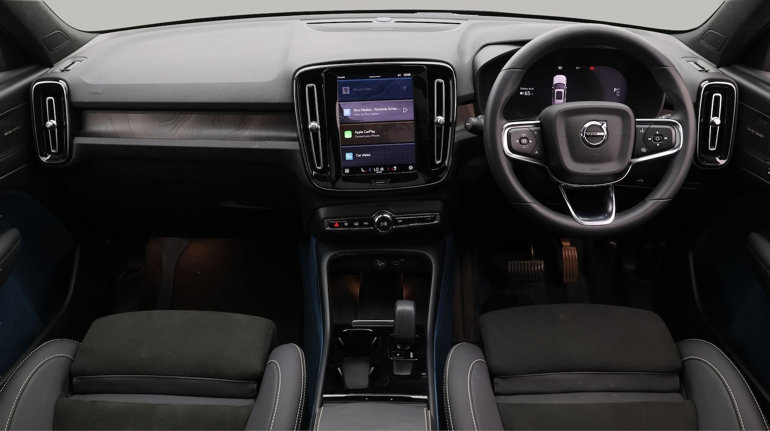 Used Volvo XC40 2023 for sale - 77349776: Photo 13