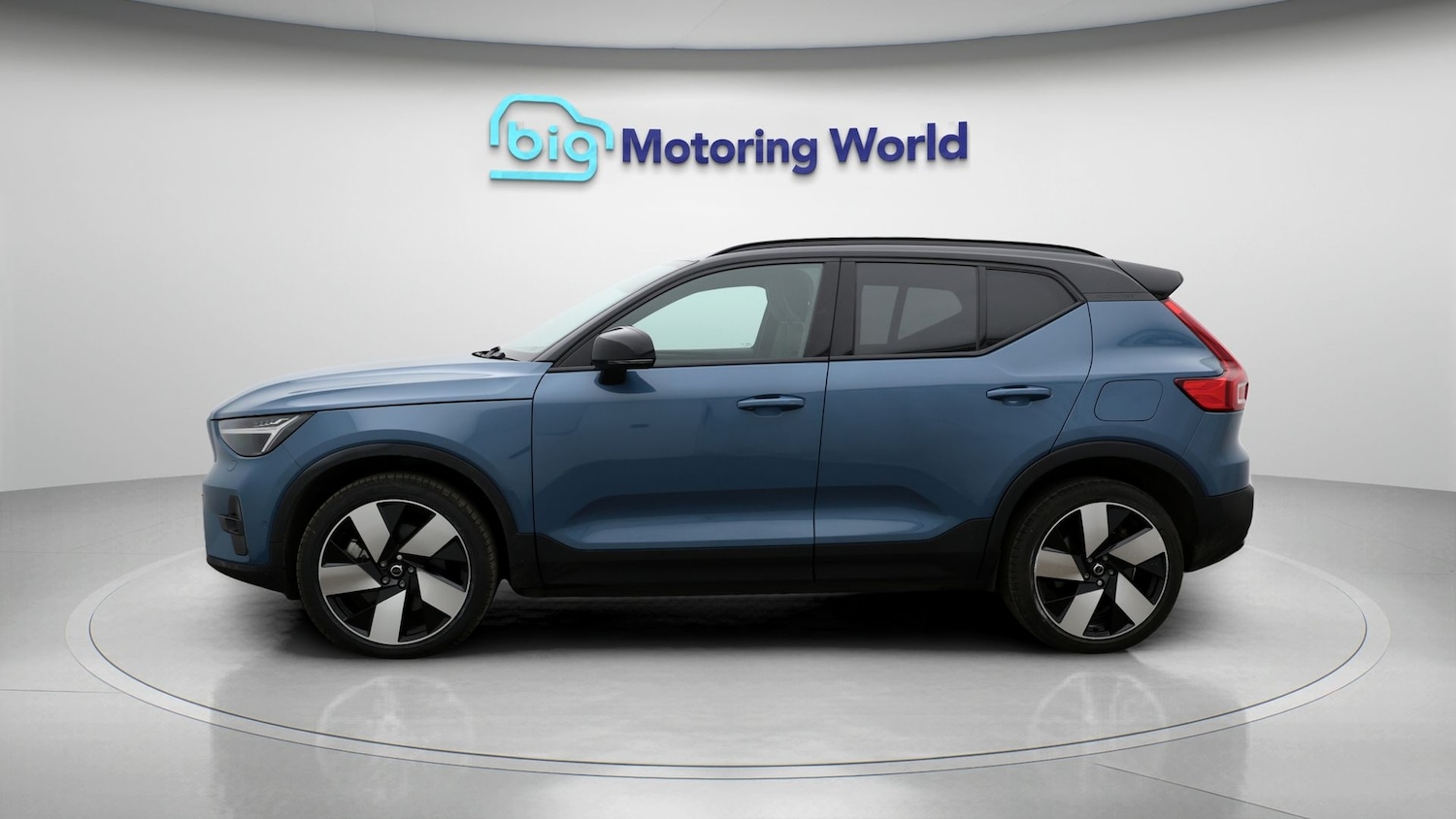 Used Volvo XC40 2023 for sale - 77349776: Photo 4