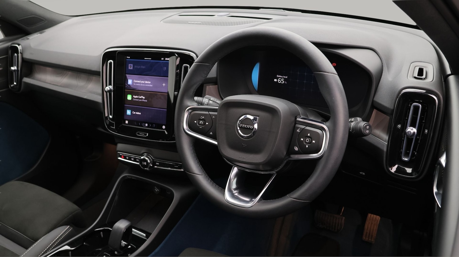 Used Volvo XC40 2023 for sale - 77349776: Photo 9