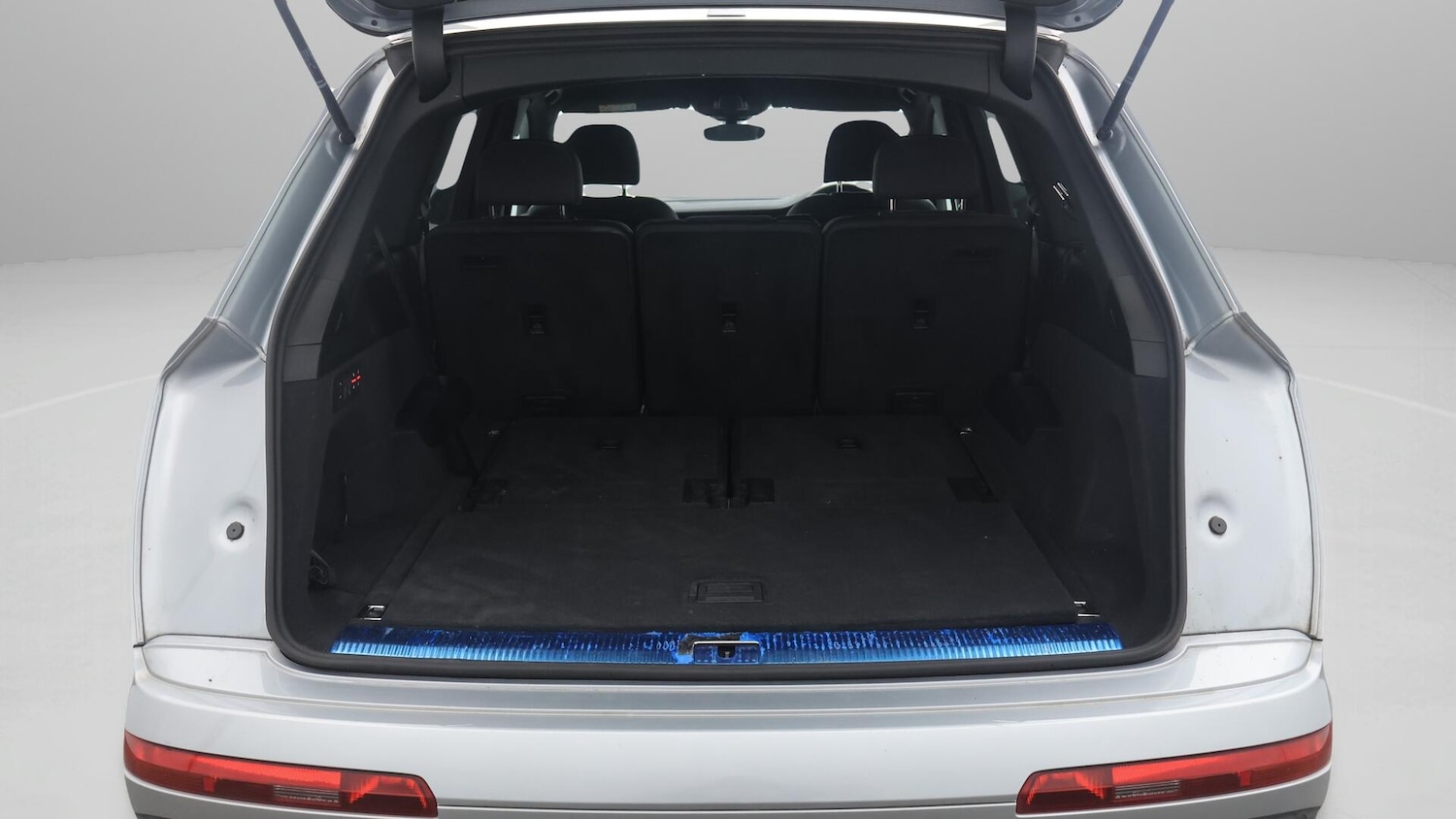 Used Audi Q7 2023 for sale - 76671346: Photo 18