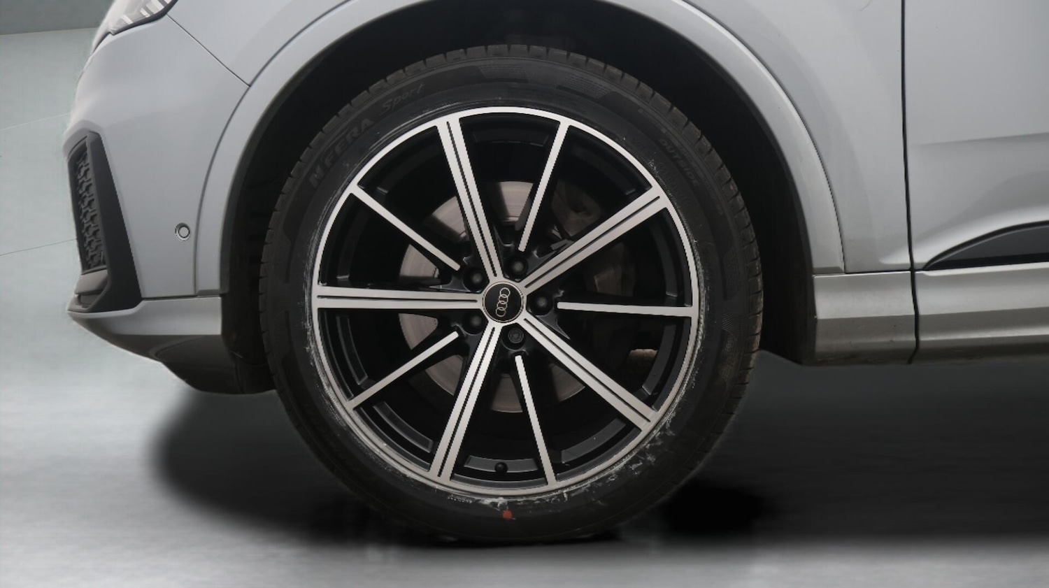 Used Audi Q7 2023 for sale - 76671346: Photo 19