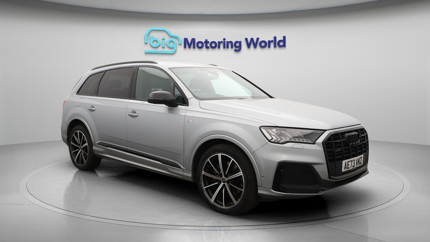 Used Audi Q7 2023 for sale - 76671346: Photo 2