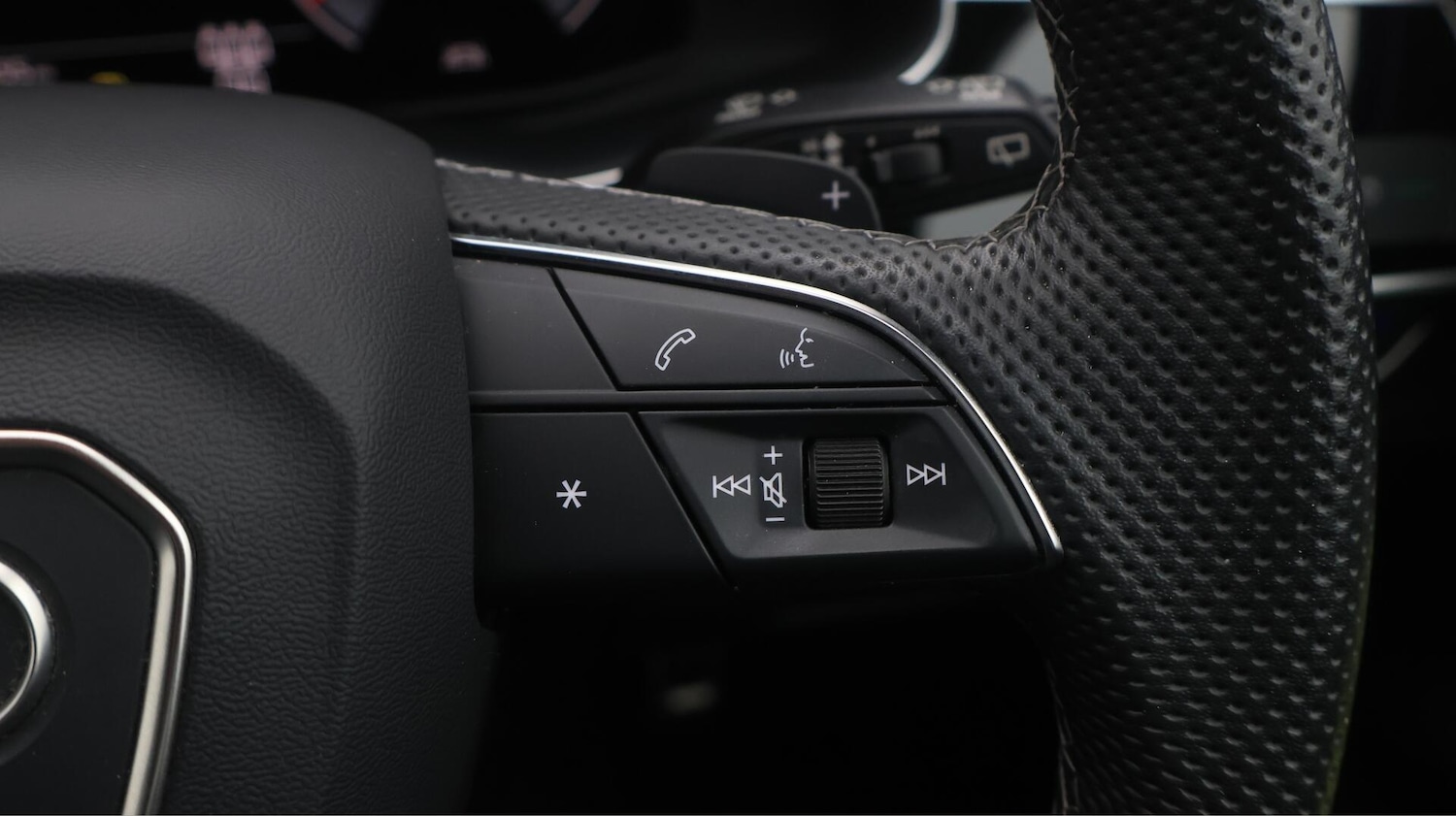 Used Audi Q7 2023 for sale - 76671346: Photo 28