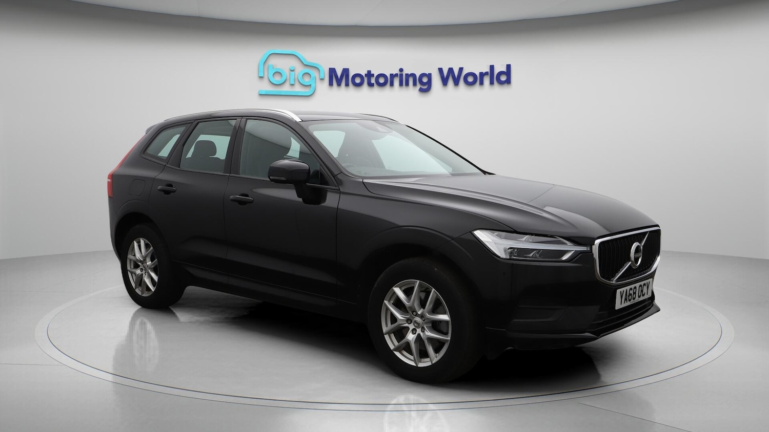 Used Volvo XC60 2018 for sale - 76432781: Photo 2
