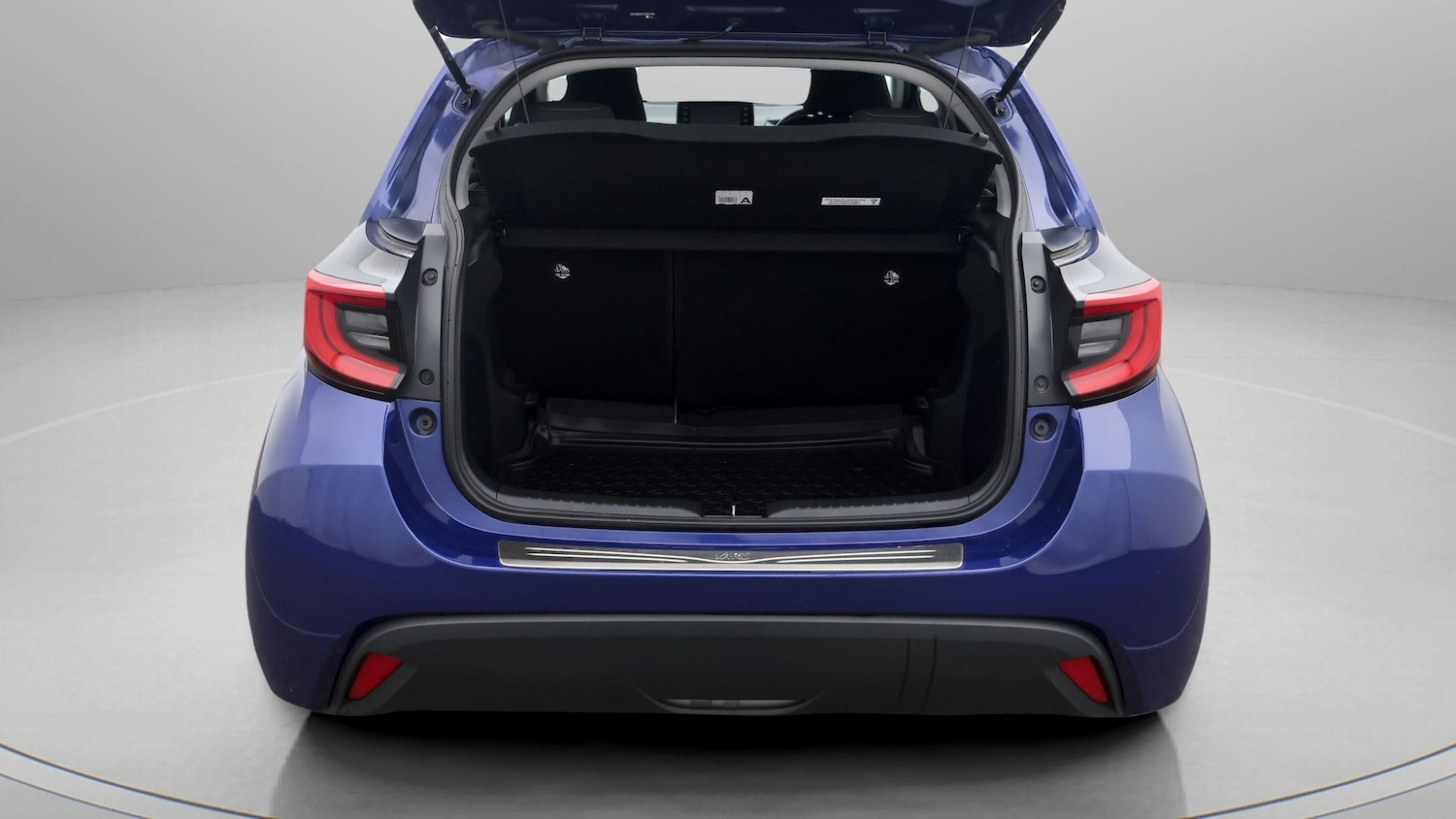 Used Toyota Yaris 2023 for sale - 77618592: Photo 17