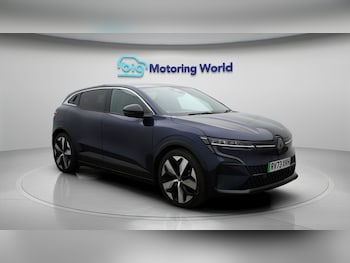 Used Renault Megane E Tech 2023 for sale - 77610300: Photo