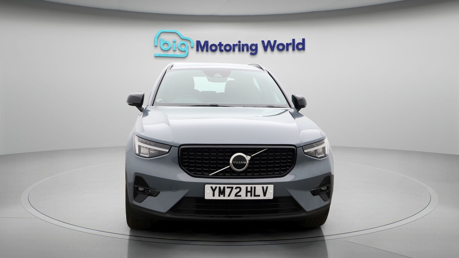 Used Volvo XC40 for sale - 77618751: Photo 2