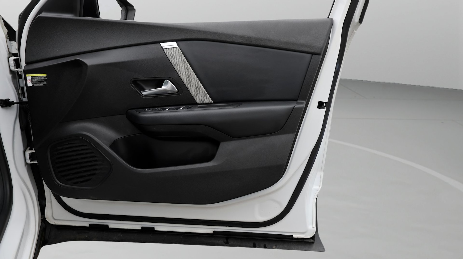 Used Citroen C4 2022 for sale - 77945639: Photo 15