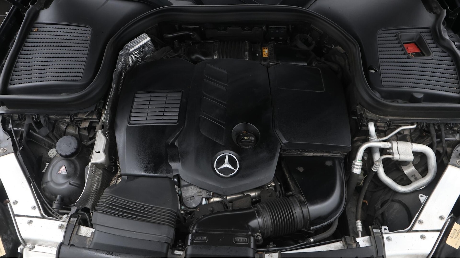 Used Mercedes-Benz GLC 2020 for sale - 76549729: Photo 20
