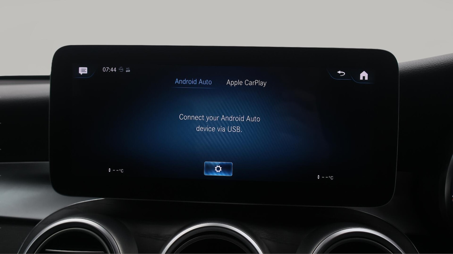 Used Mercedes-Benz GLC 2020 for sale - 76549729: Photo 27