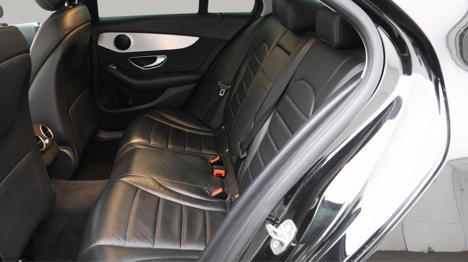 Used Mercedes-Benz C Class 2020 for sale - 76735187: Photo 17