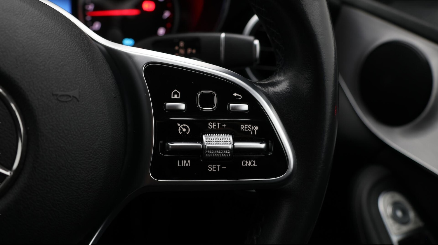 Used Mercedes-Benz C Class 2020 for sale - 76735187: Photo 25