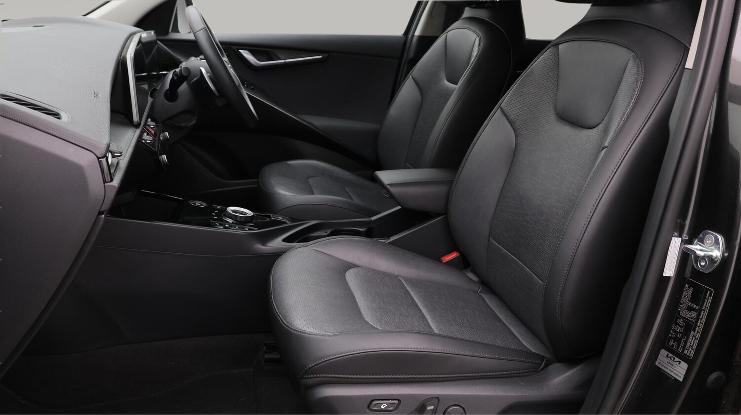 Used Kia Niro 2023 for sale - 76644954: Photo 15