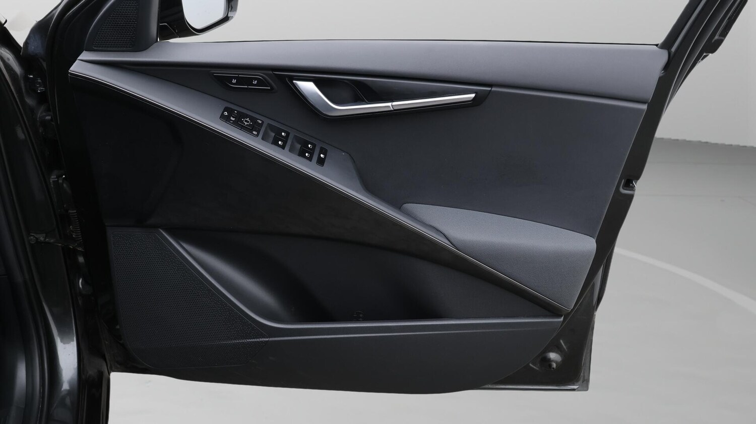 Used Kia Niro 2023 for sale - 76644954: Photo 16