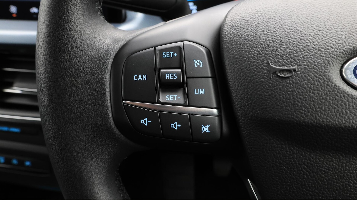 Used Ford Focus 2023 for sale - 76432433: Photo 24