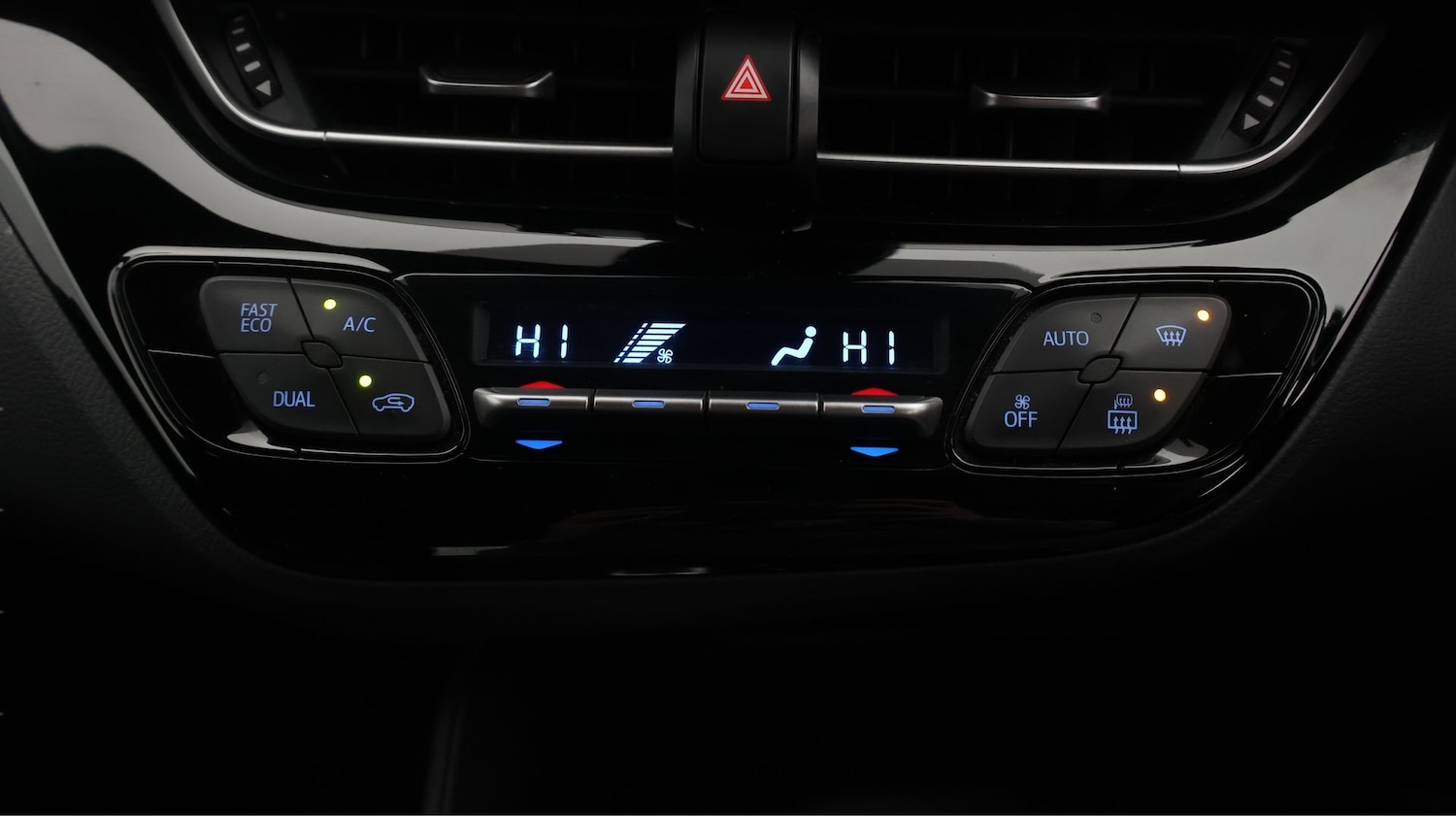 Used Toyota C-HR 2021 for sale - 77199258: Photo 12