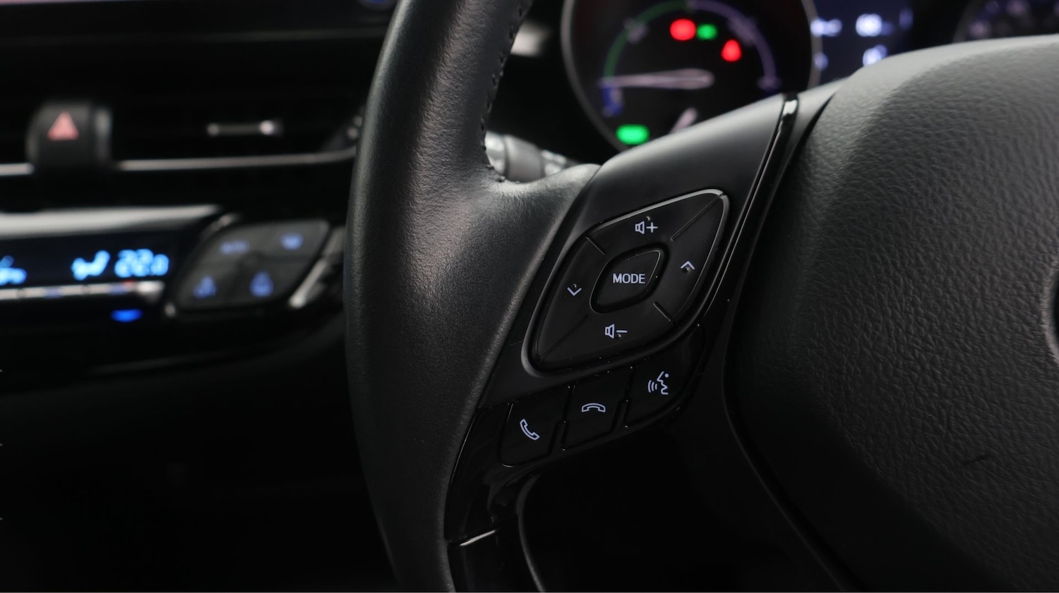 Used Toyota C-HR 2021 for sale - 77199258: Photo 24