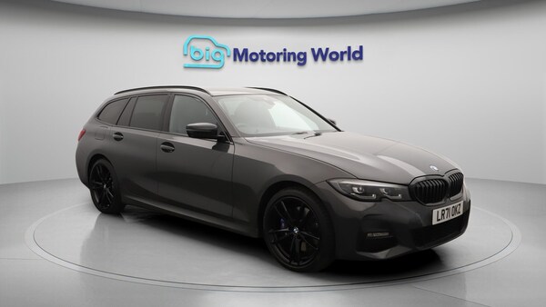 Used BMW 3 Series 2021 for sale - 76108916: Photo 2