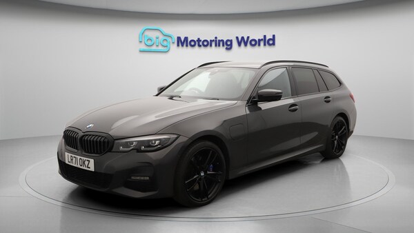 Used BMW 3 Series 2021 for sale - 76108916: Photo 4