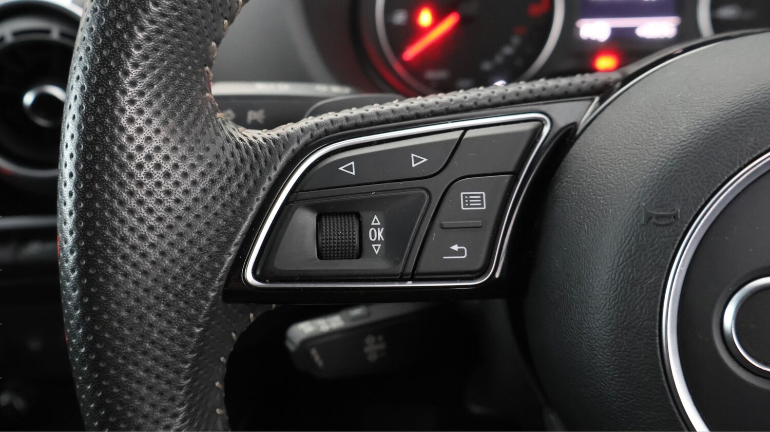 Used Audi Q2 2020 for sale - 77934864: Photo 21