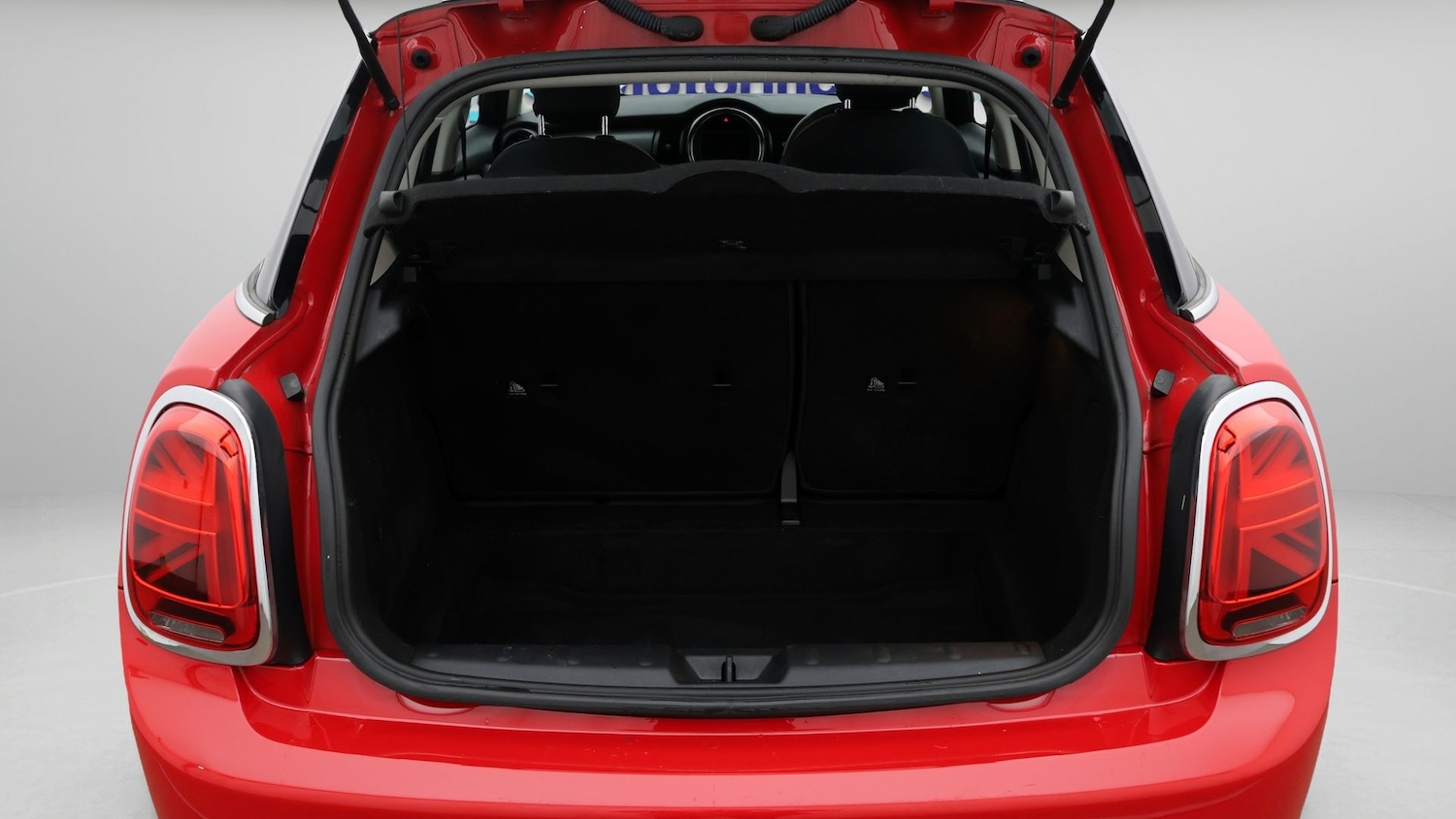 Used MINI Hatch 2019 for sale - 77831177: Photo 17