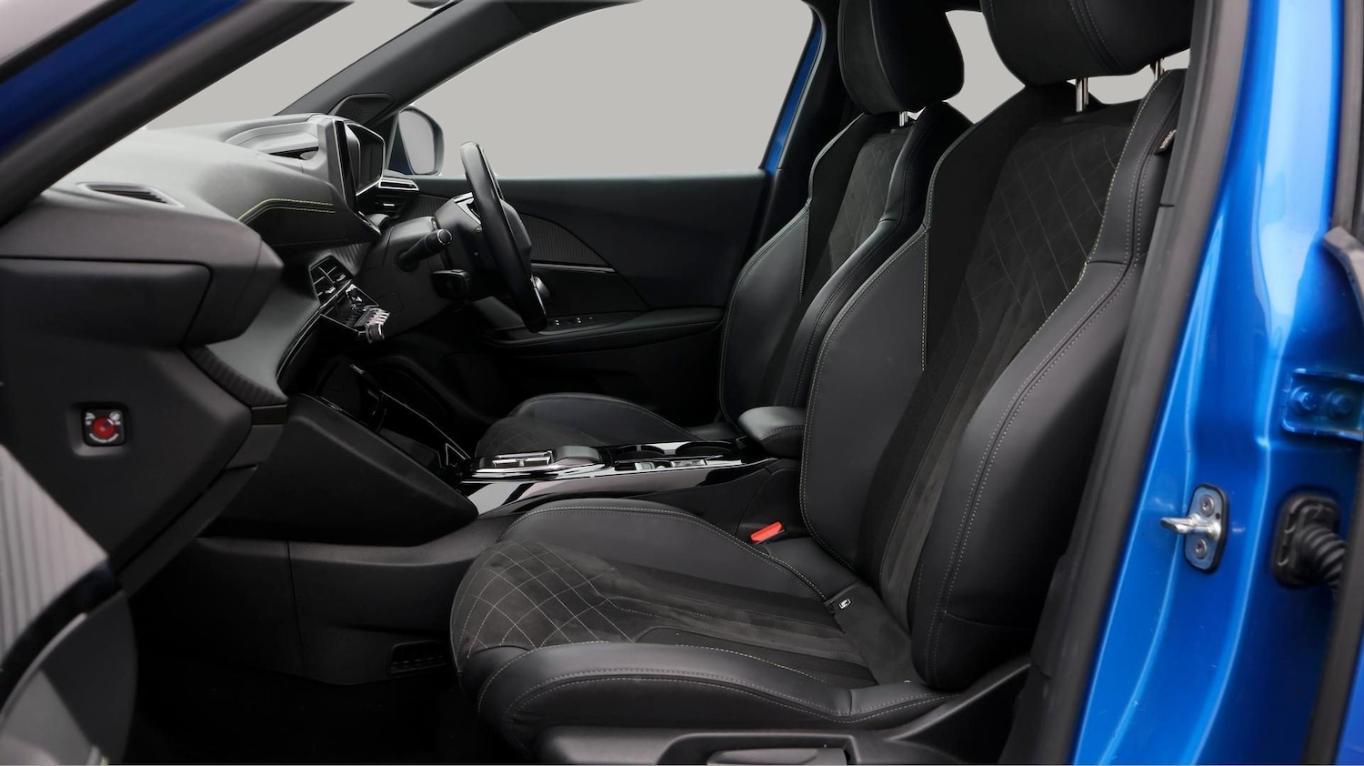 Used Peugeot 2008 2022 for sale - 77618606: Photo 14