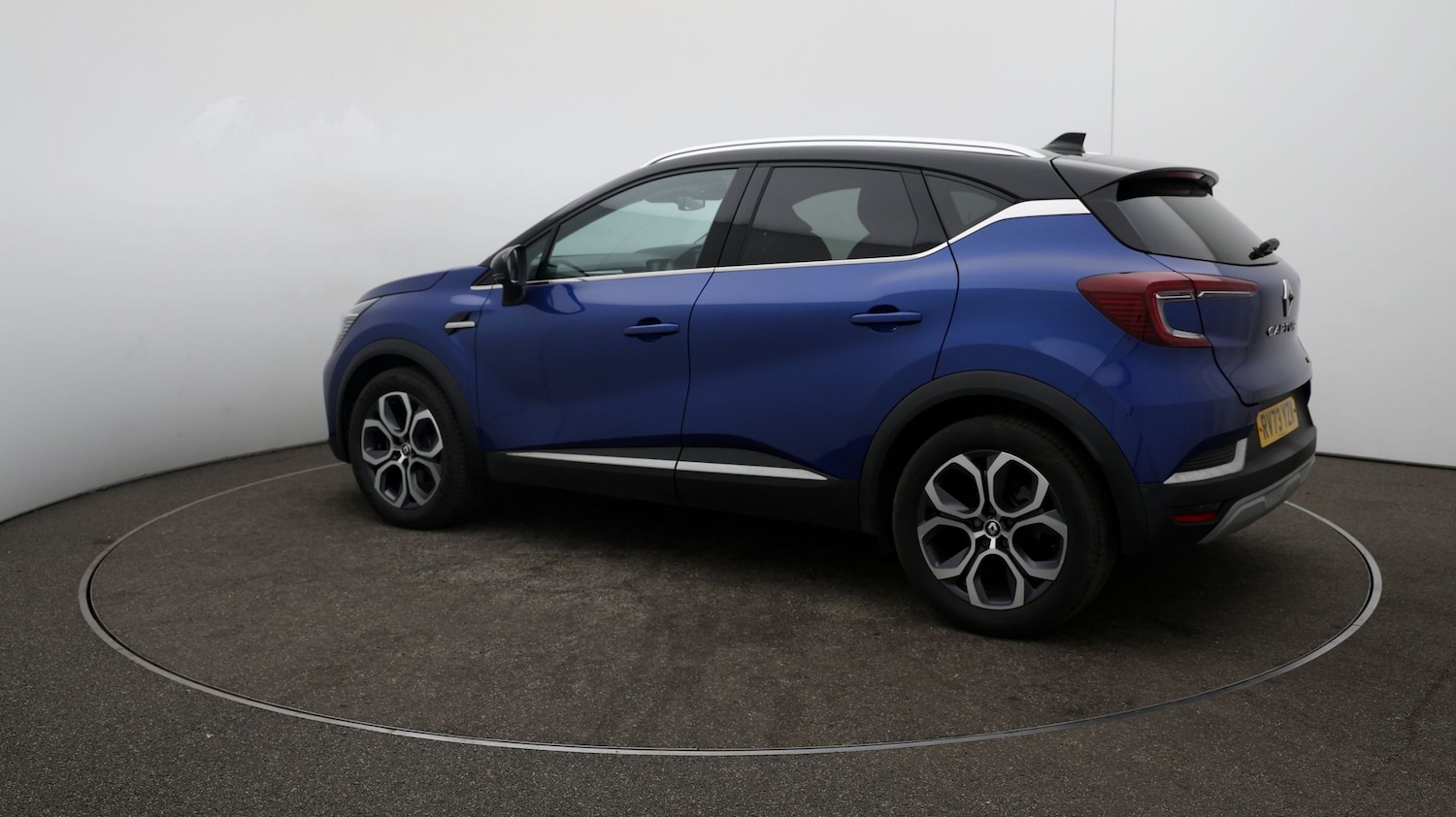 Used Renault Captur for sale - 76809015: Photo 26