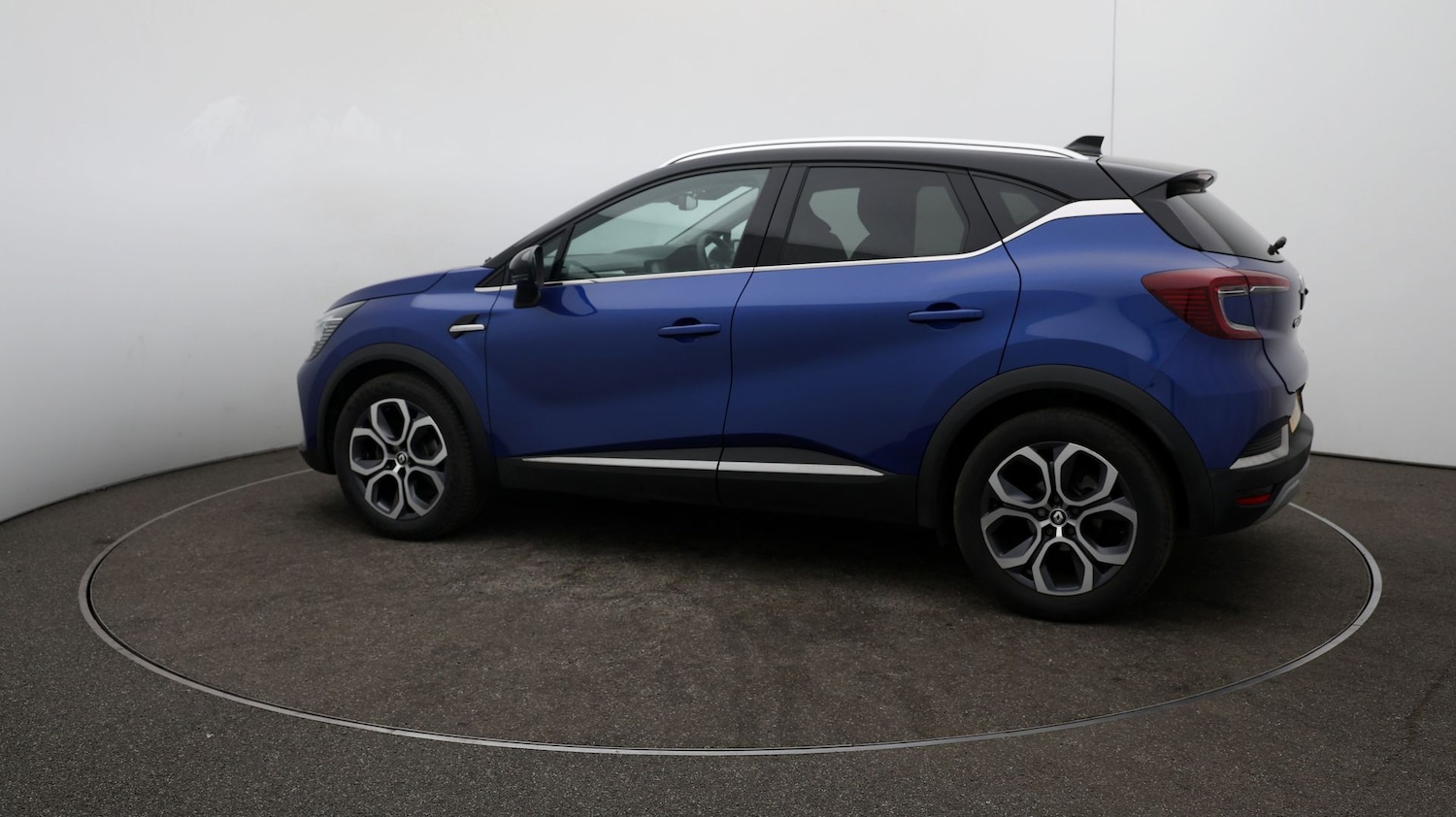 Used Renault Captur for sale - 76809015: Photo 37