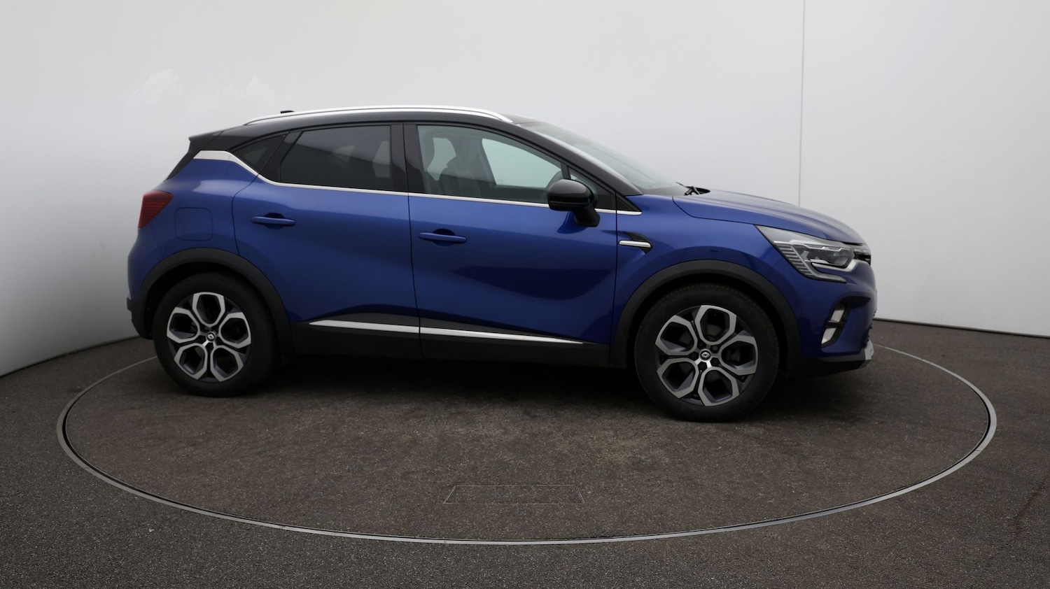 Used Renault Captur for sale - 76809015: Photo 38