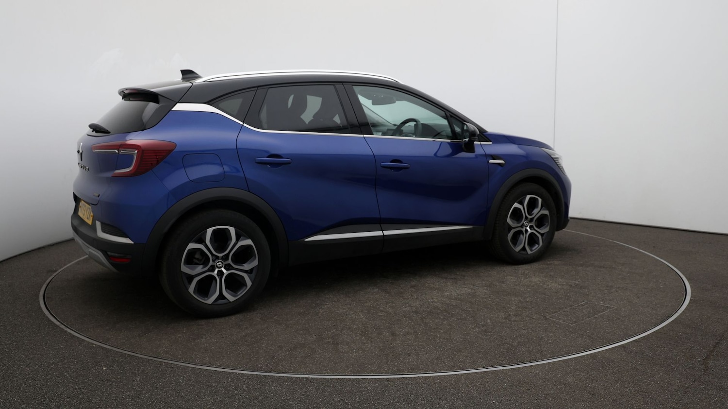 Used Renault Captur for sale - 76809015: Photo 42