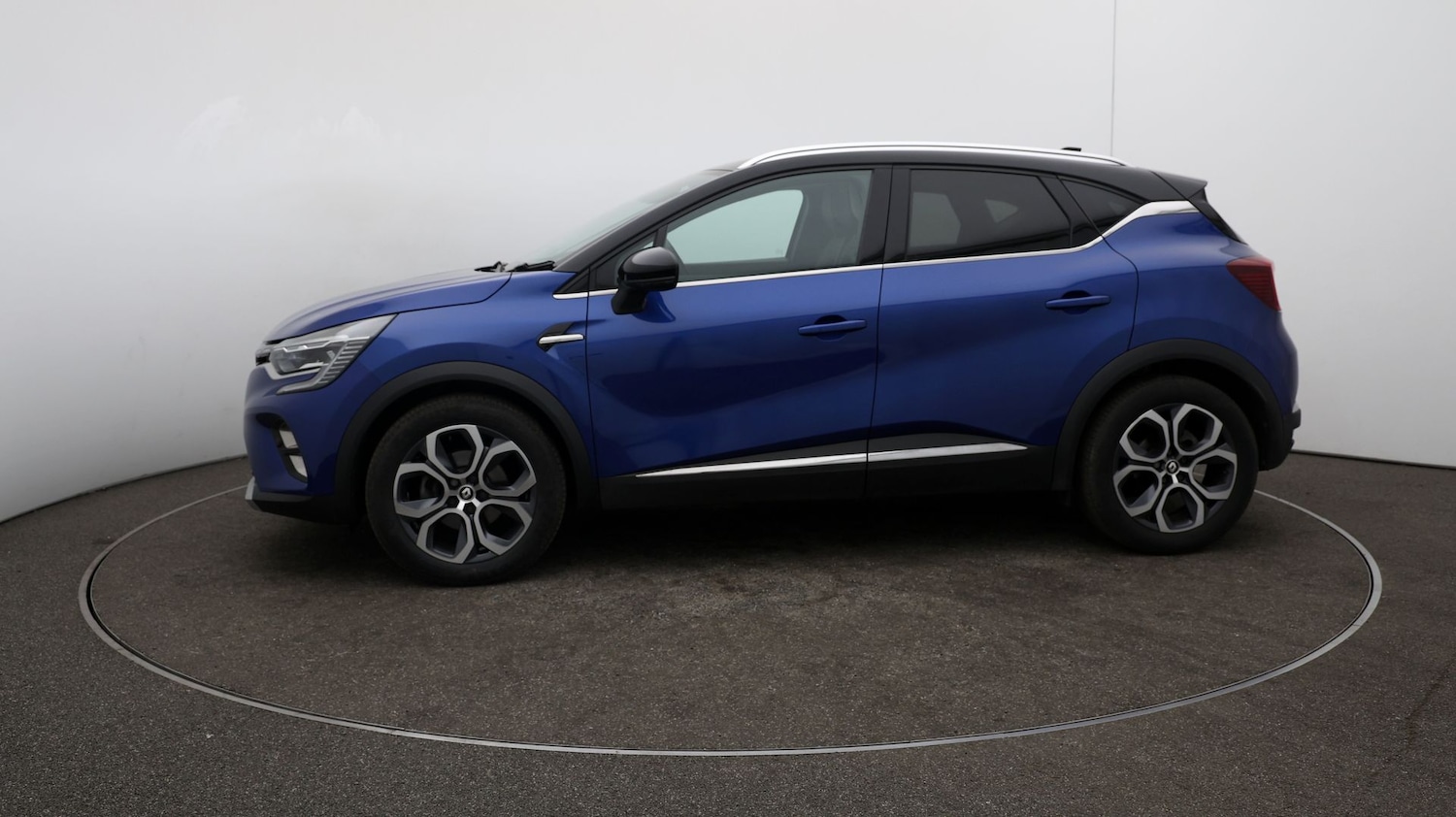 Used Renault Captur for sale - 76809015: Photo 55