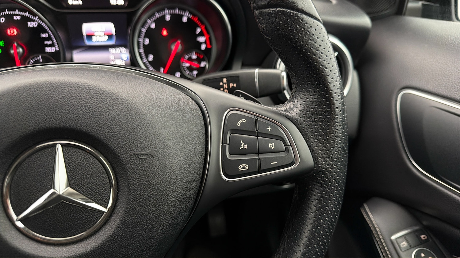 Used Mercedes-Benz GLA 2019 for sale - 77989454: Photo 23