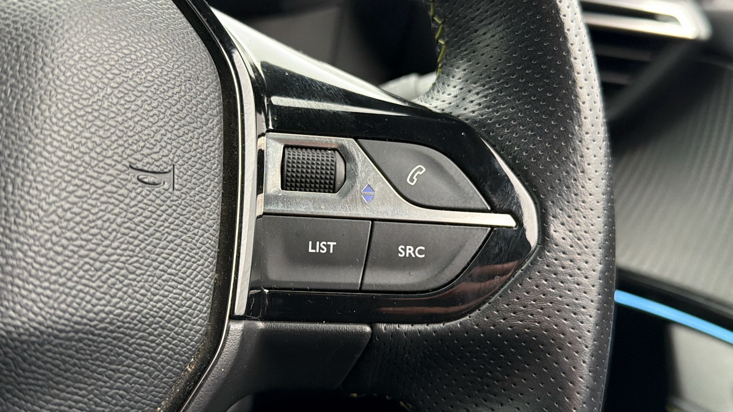 Used Peugeot 2008 2021 for sale - 78199399: Photo 24