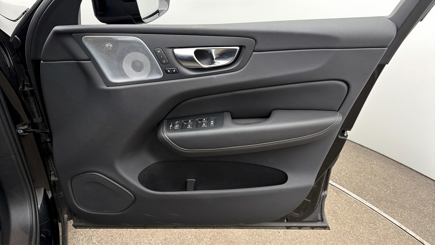 Used Volvo XC60 2025 for sale - 78040141: Photo 14