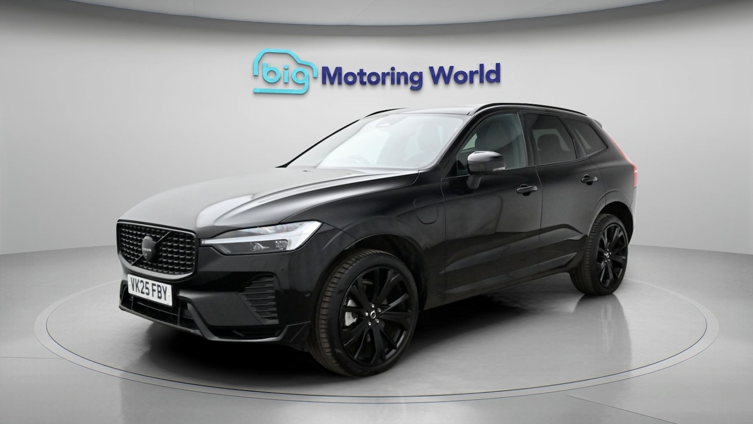 Used Volvo XC60 2025 for sale - 78040141: Photo 3