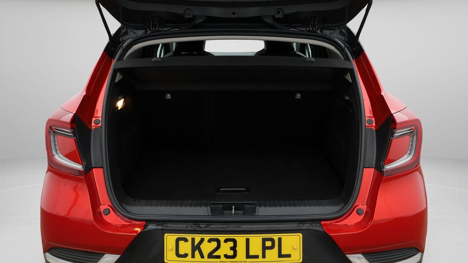 Used Renault Captur 2023 for sale - 77878794: Photo 17