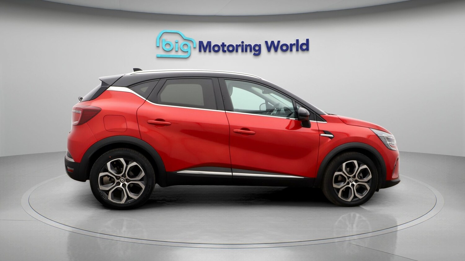 Used Renault Captur 2023 for sale - 77878794: Photo 8