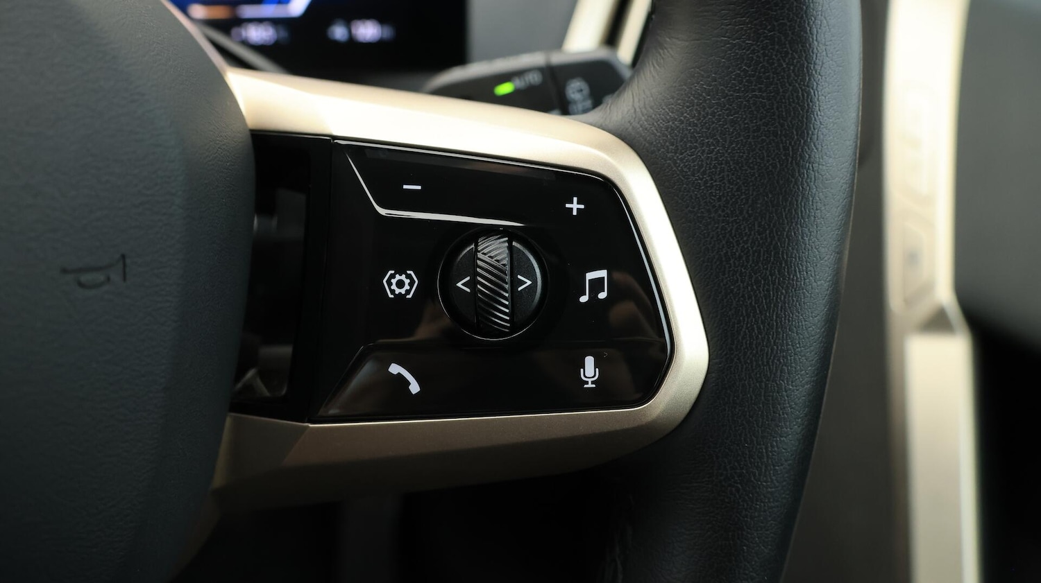 Used BMW iX 2024 for sale - 76388235: Photo 25