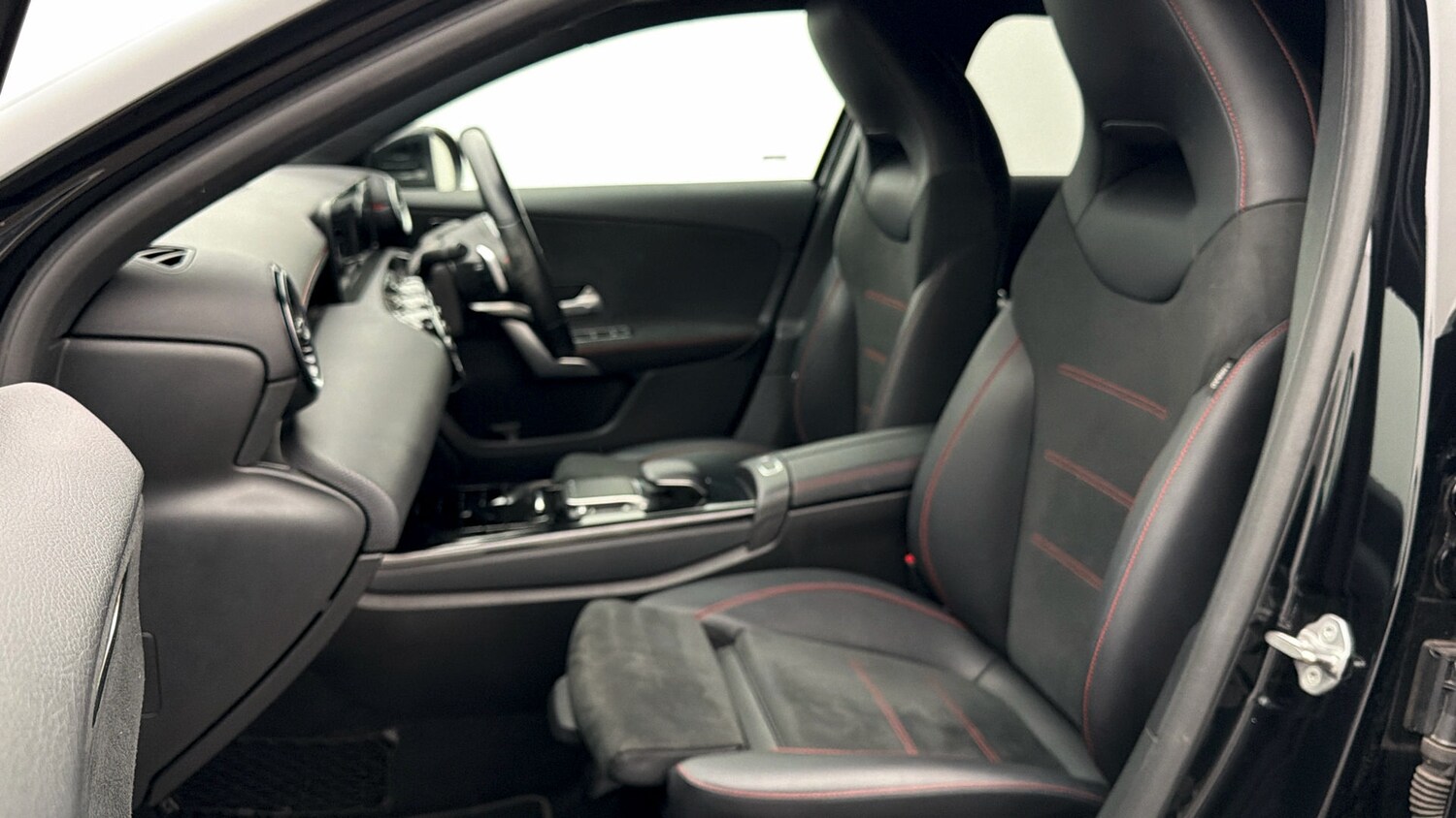 Used Mercedes-Benz A-Class 2020 for sale - 77745298: Photo 13