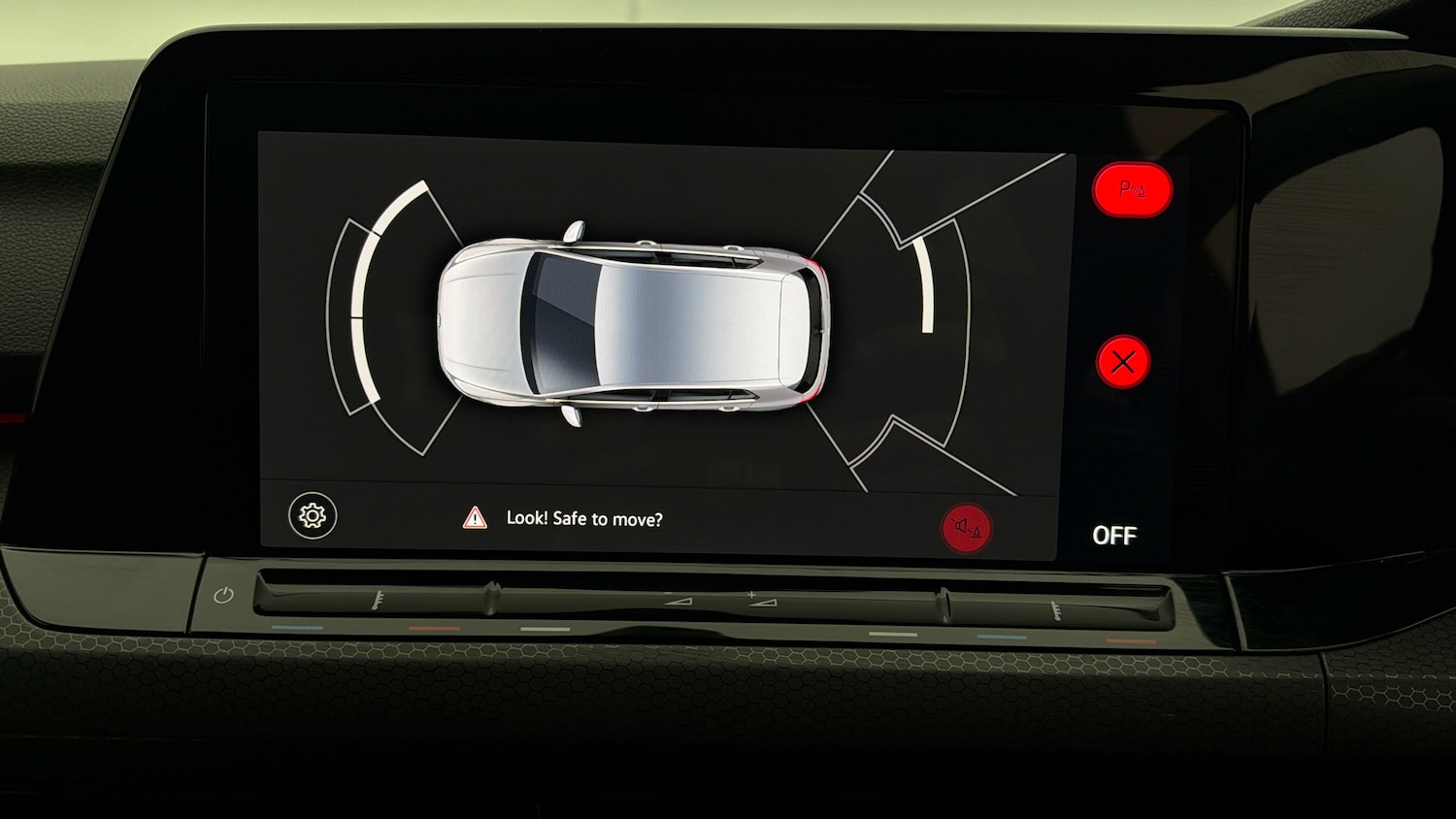 Used Volkswagen Golf 2024 for sale - 78018621: Photo 25