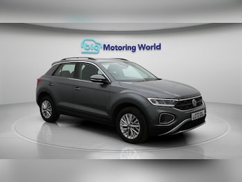 Used Volkswagen T-Roc 2022 for sale - 76689127: Photo