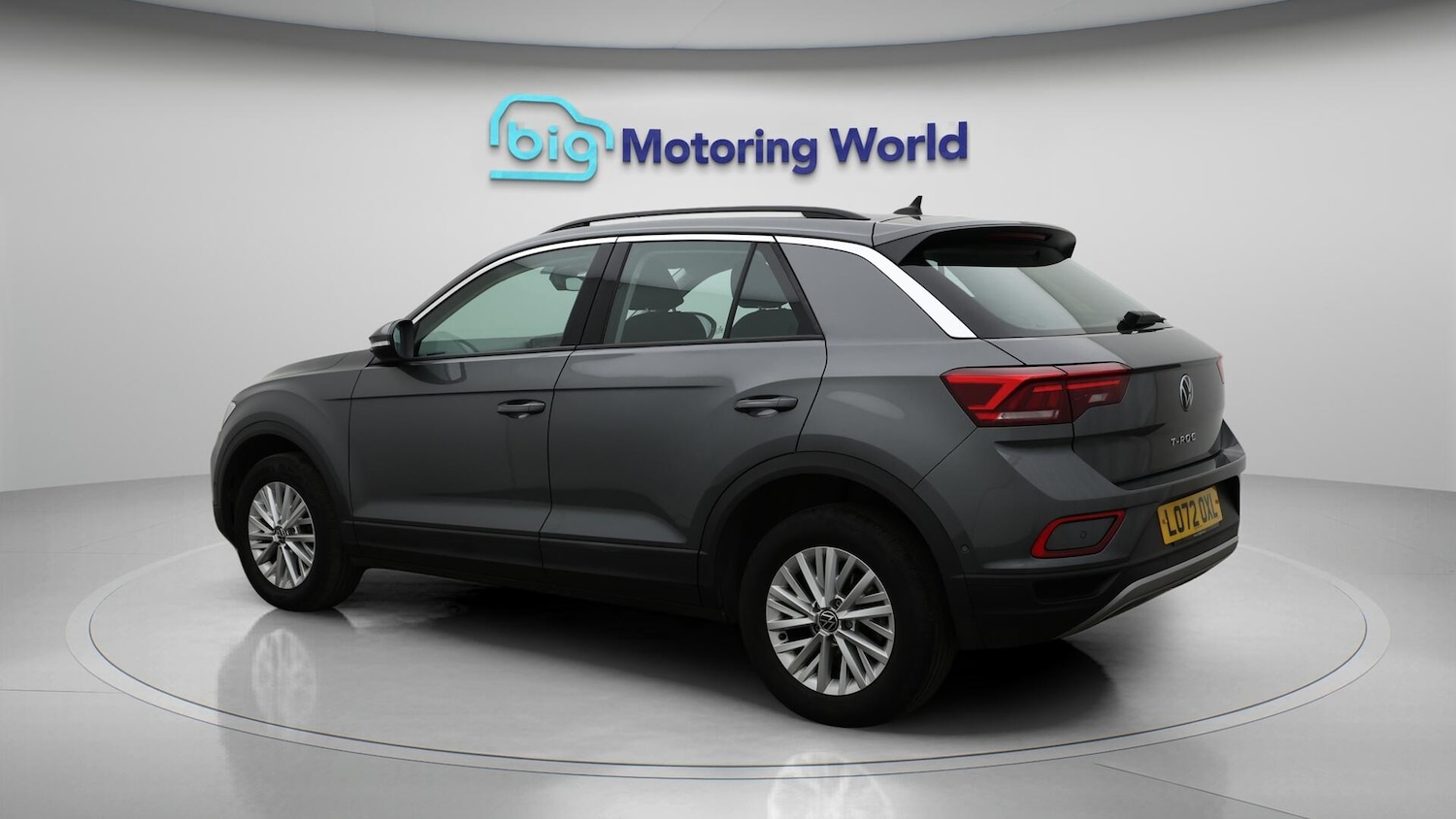 Used Volkswagen T-Roc 2022 for sale - 76689127: Photo 6