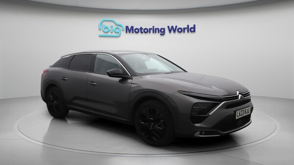 Used Citroen C5 X 2023 for sale - 76327069: Photo 2