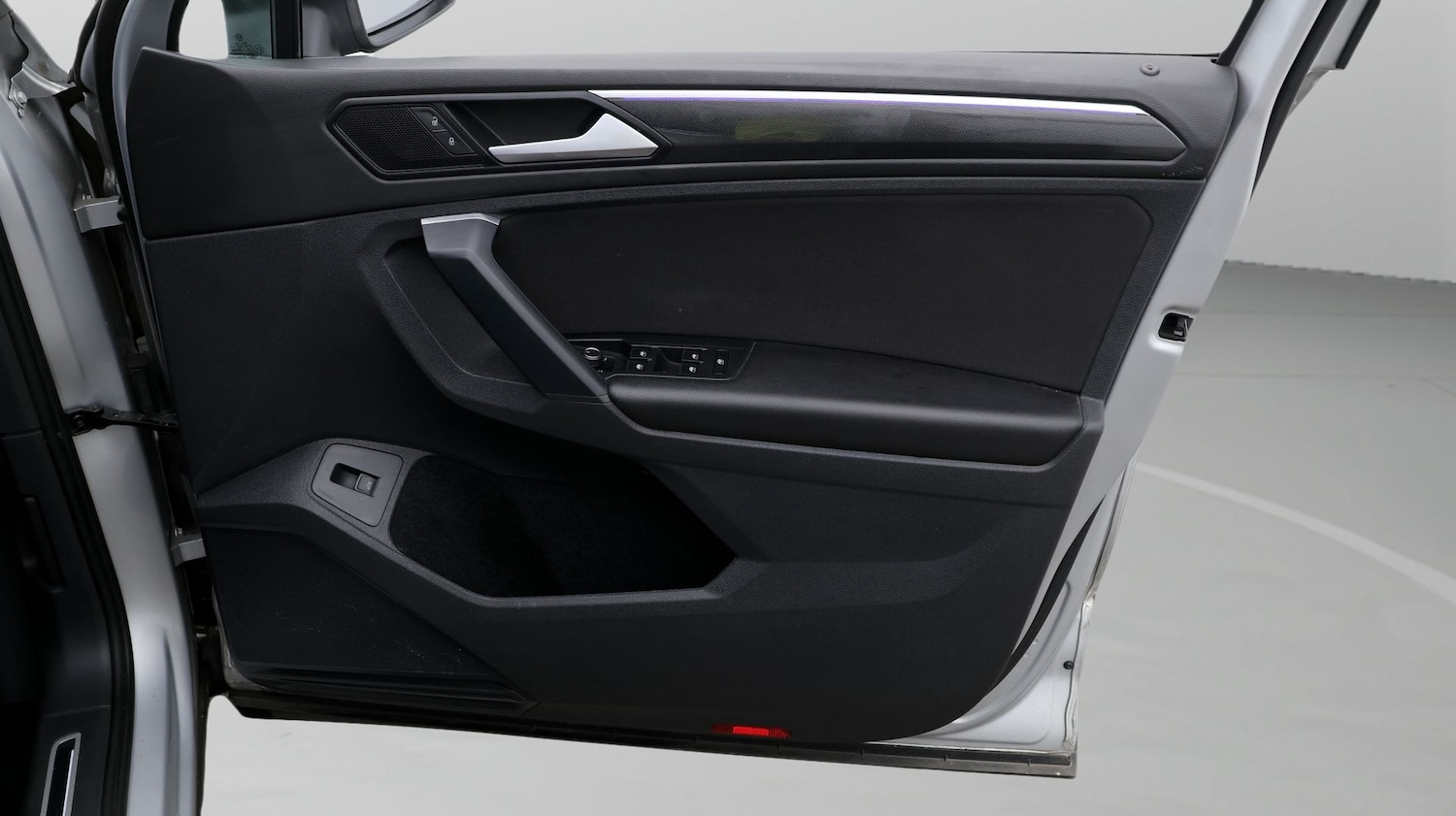 Used Volkswagen Tiguan 2020 for sale - 77610223: Photo 15