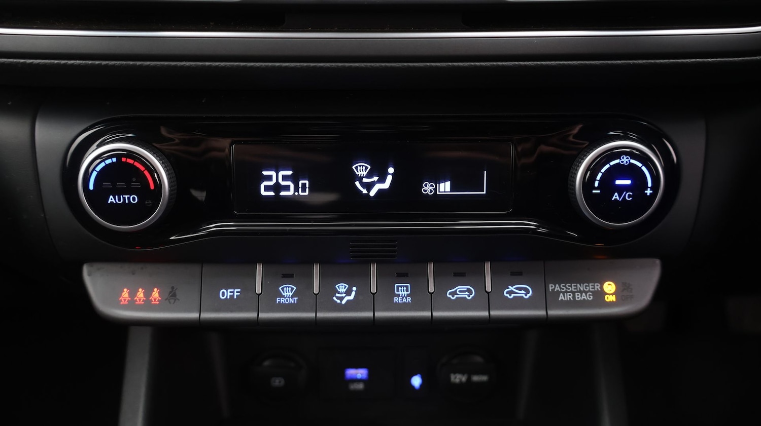 Used Hyundai KONA 2023 for sale - 77181468: Photo 12