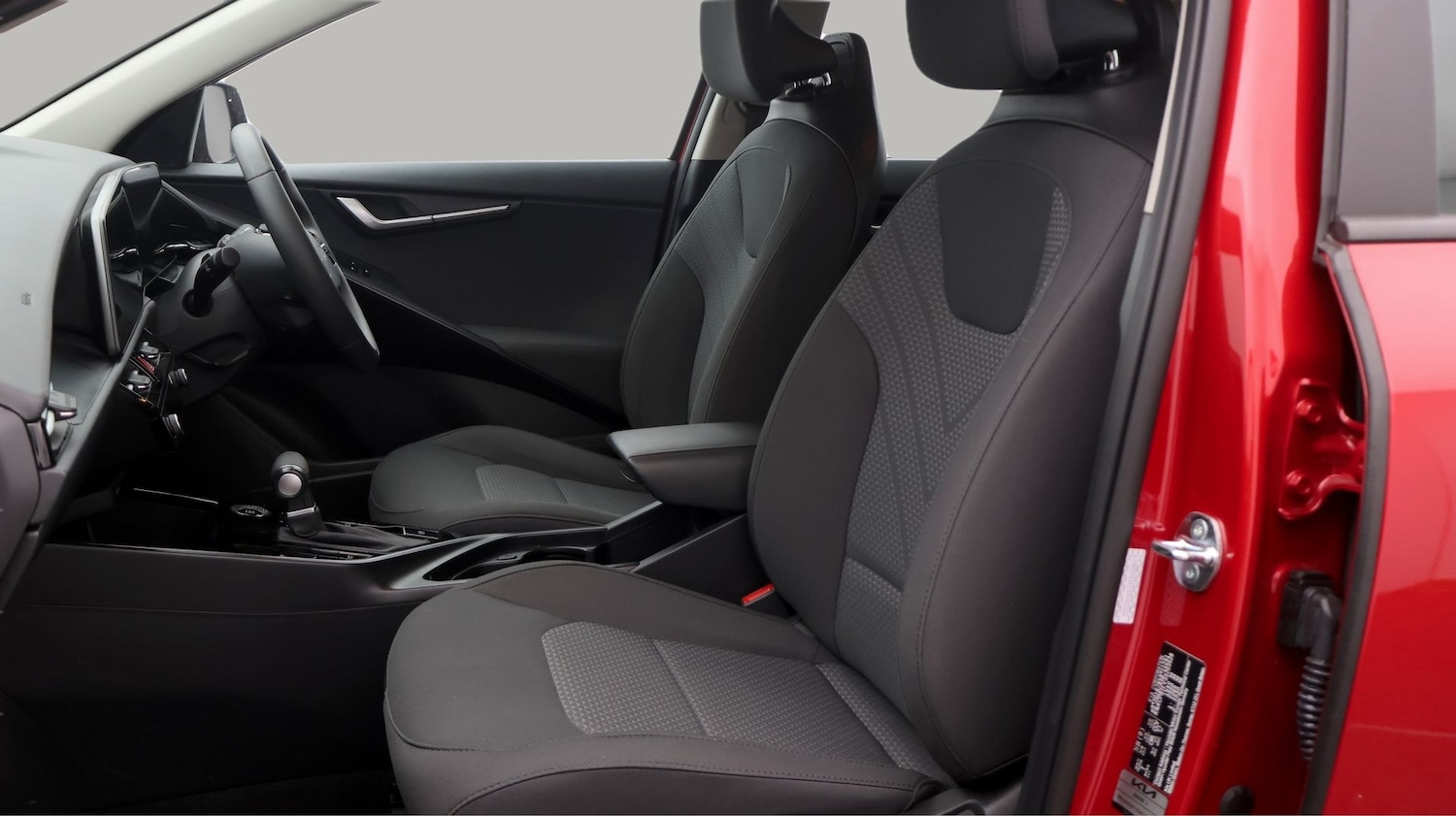 Used Kia Niro 2024 for sale - 77618600: Photo 14